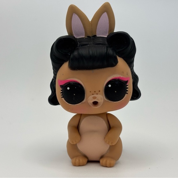 LOL Surprise Doll Short Stop Hop Bunny Rabbit Pet LOLA - Picture 1 of 3
